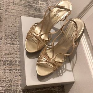 Jessica Simpson heel